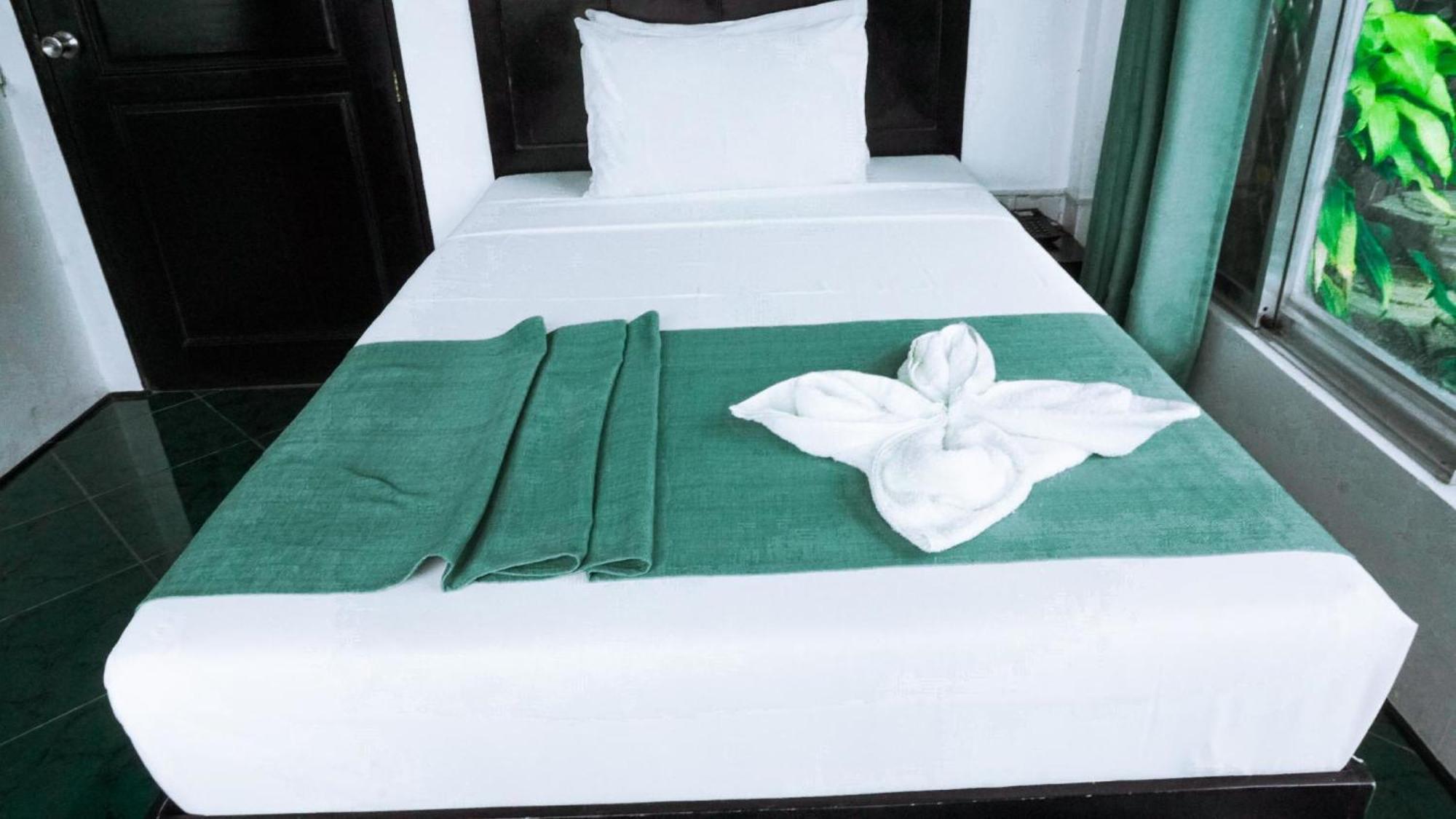 Garin Farm Pilgrimage Resort Powered By Cocotel San Joaquin Quarto foto