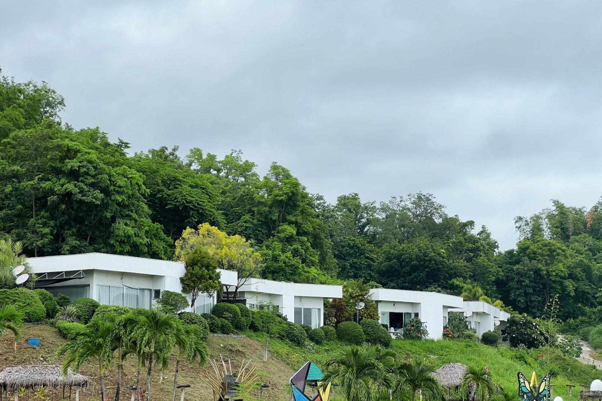 Garin Farm Pilgrimage Resort Powered By Cocotel San Joaquin Exterior foto